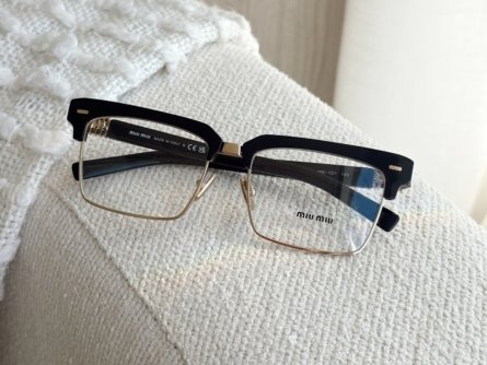 Miu Miu 0MU11XV 16K1O1 - Imagem 7