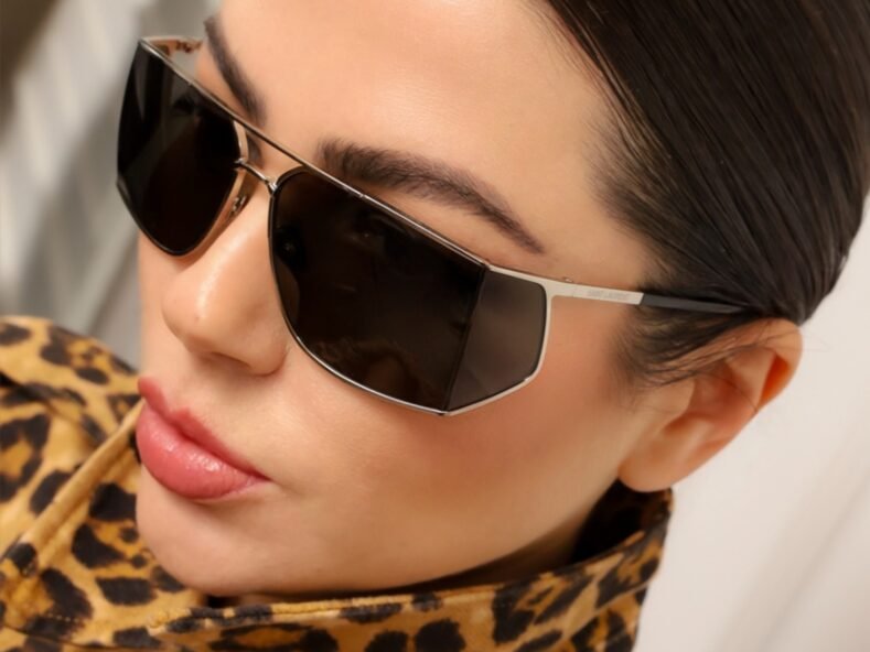 Saint Laurent SL750 002
