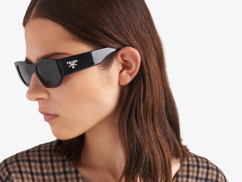 Óculos de Sol Prada SPR A01 16K-08Z